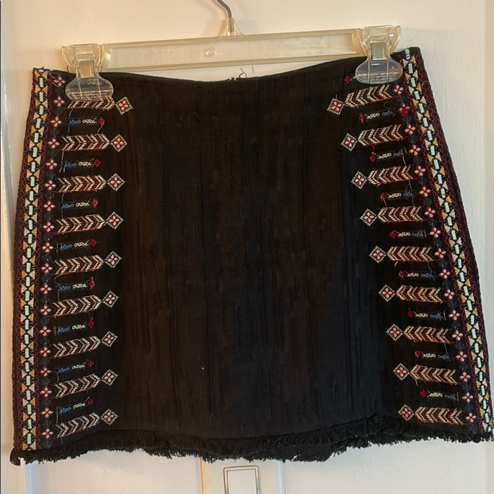 NWOT Black mini skirt